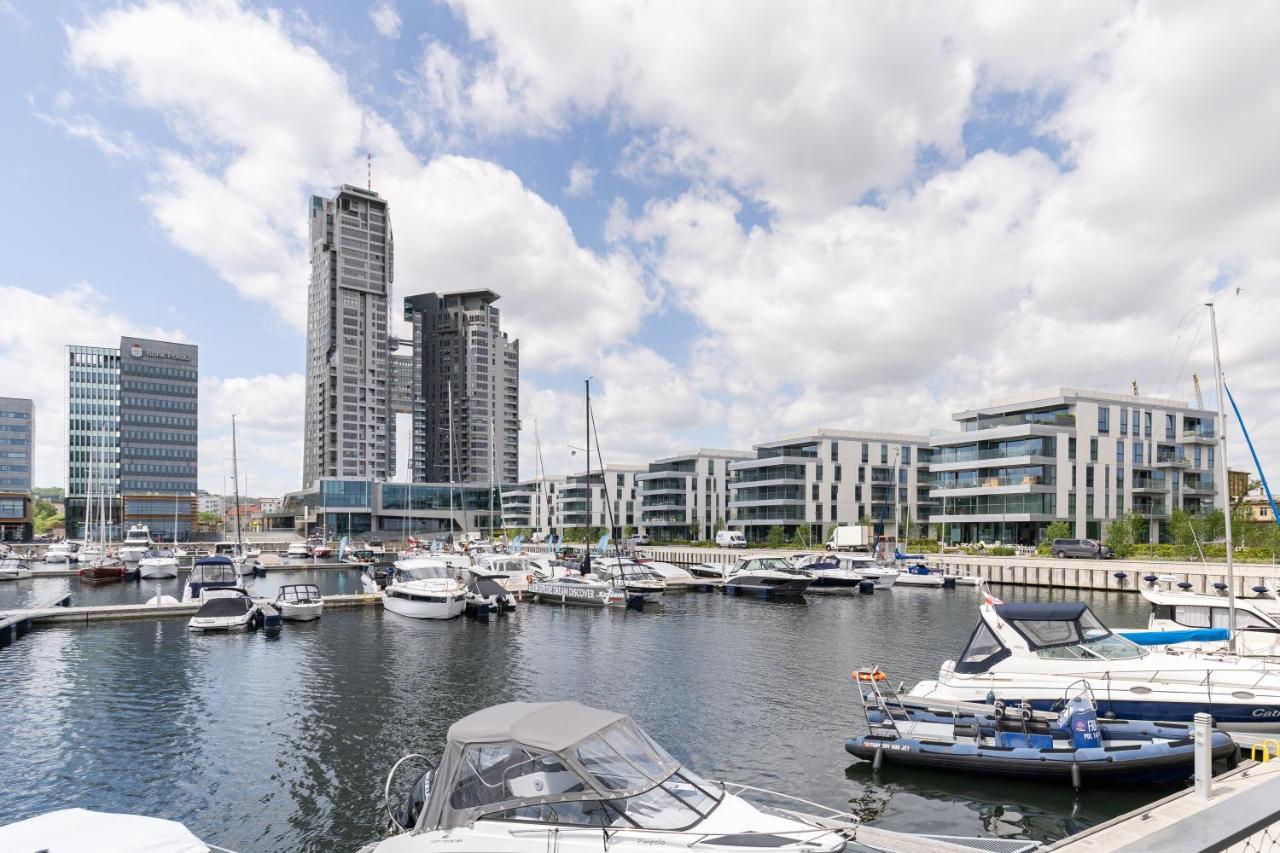 Yacht Park With Sea View By Lion Apartments Gdynia Ngoại thất bức ảnh
